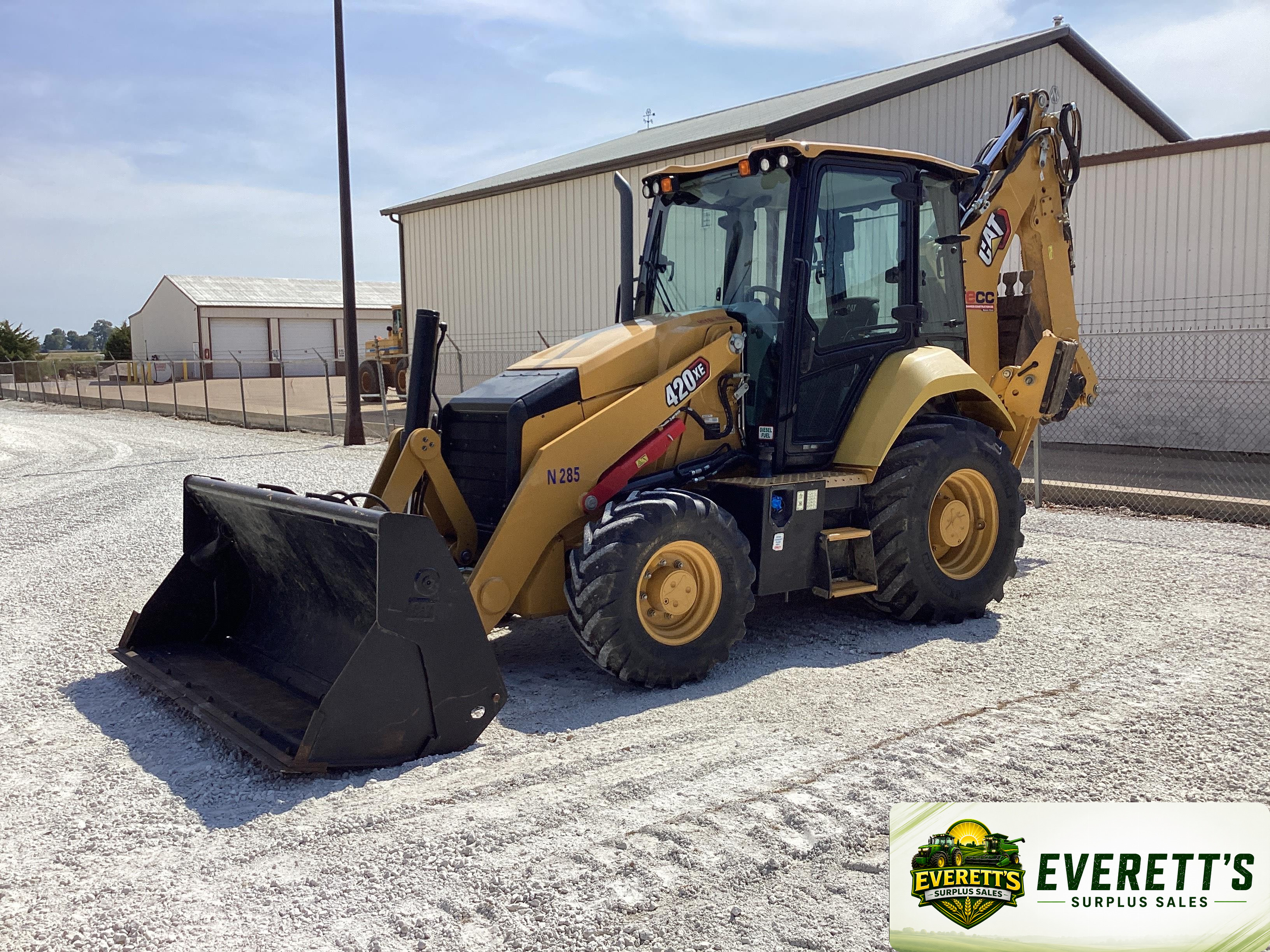 2023 Caterpillar 420XE