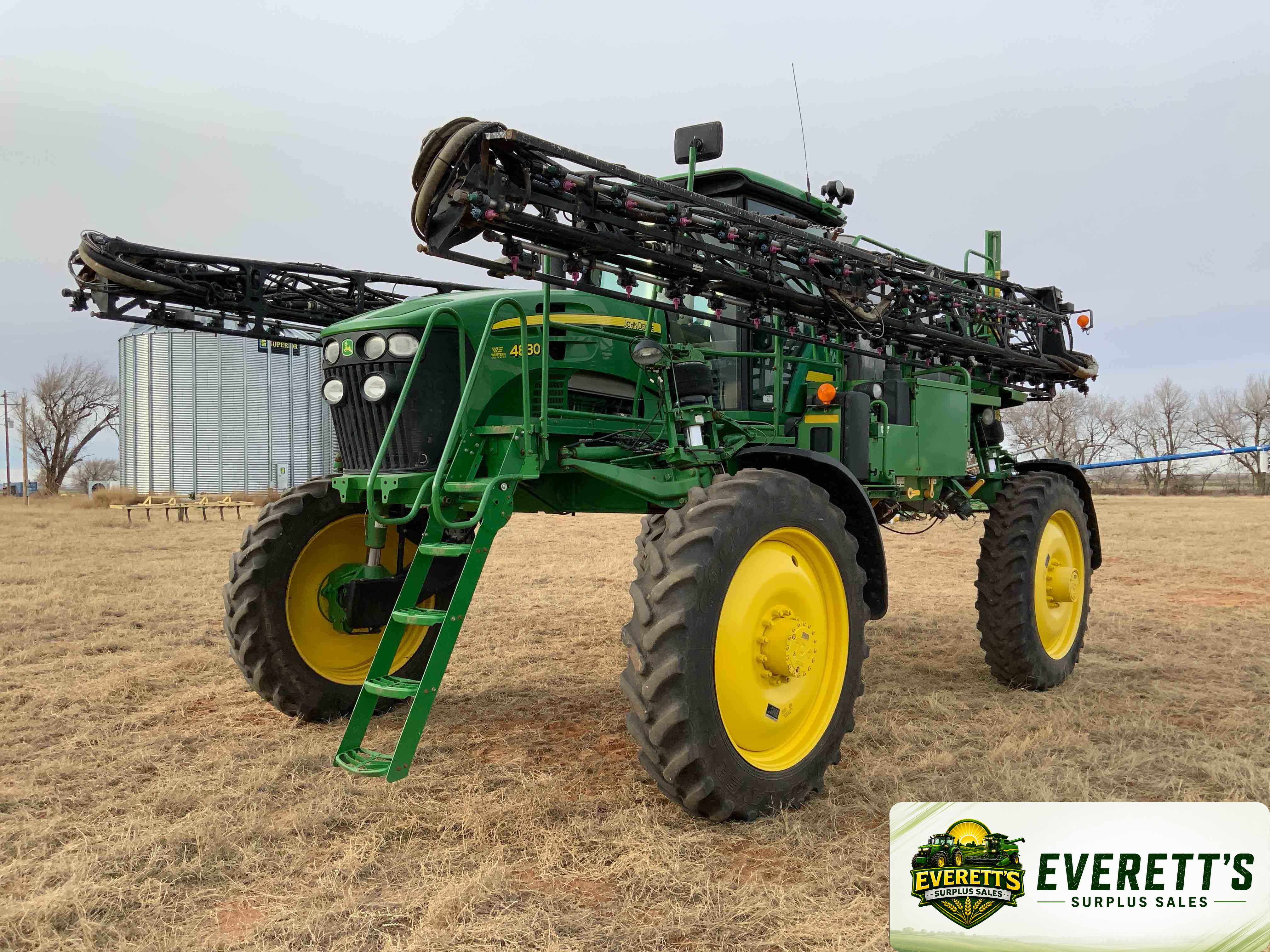 2011 John Deere 4830