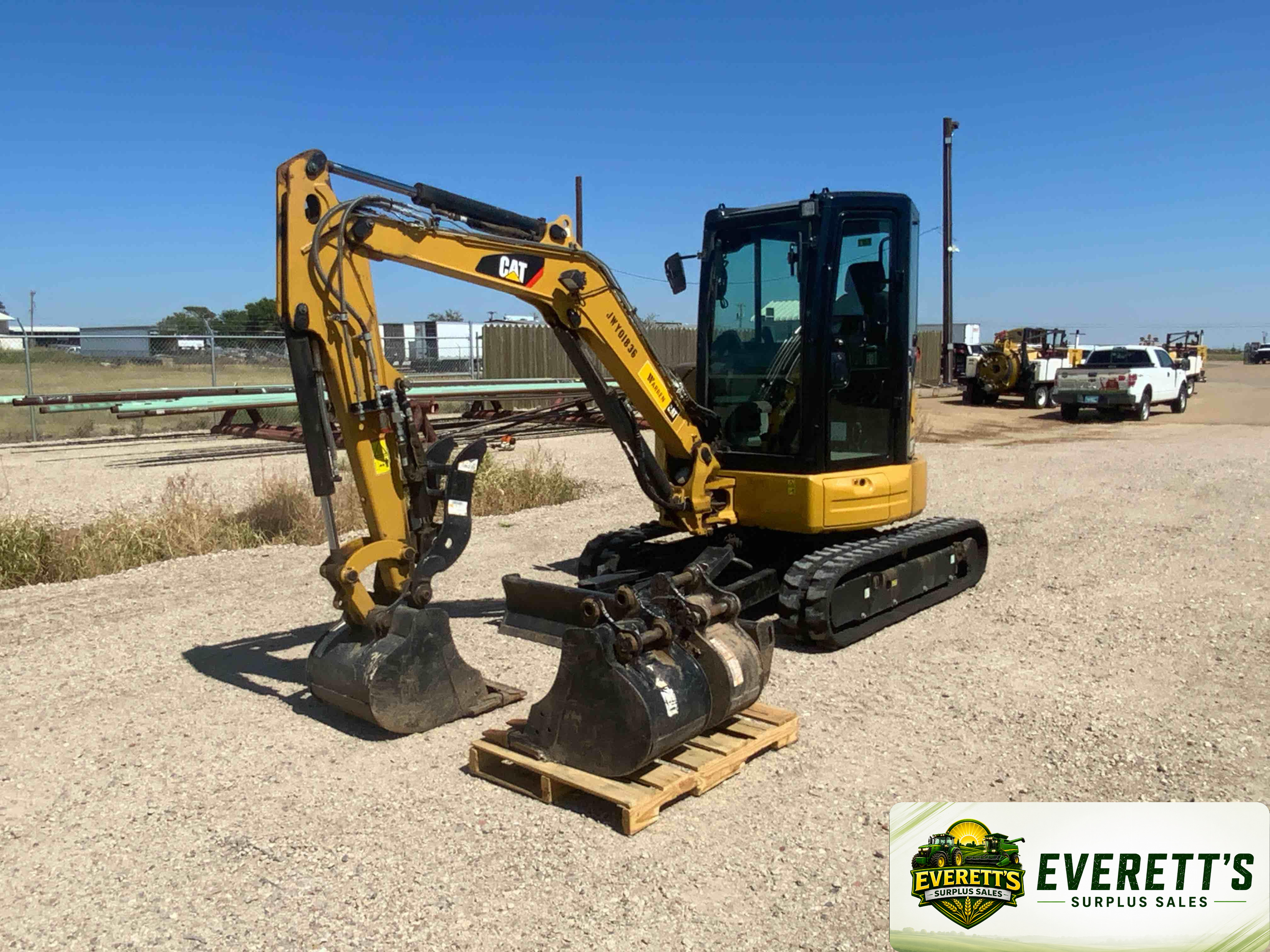 2016 Caterpillar 303.5E2